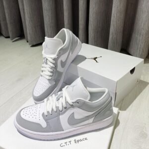 Nike air Jordan low grey and white